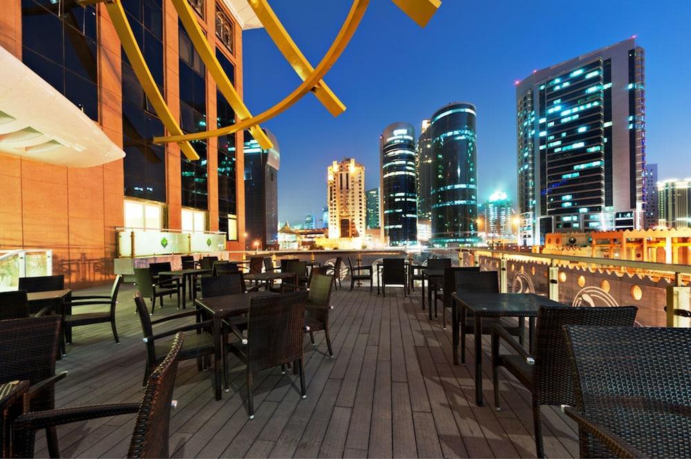 Magnum Hotel & Suites West Bay Doha Eksteriør bilde