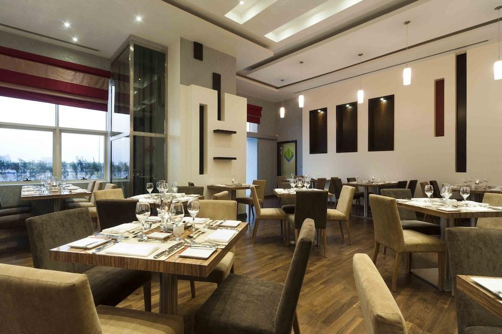 Magnum Hotel & Suites West Bay Doha Eksteriør bilde